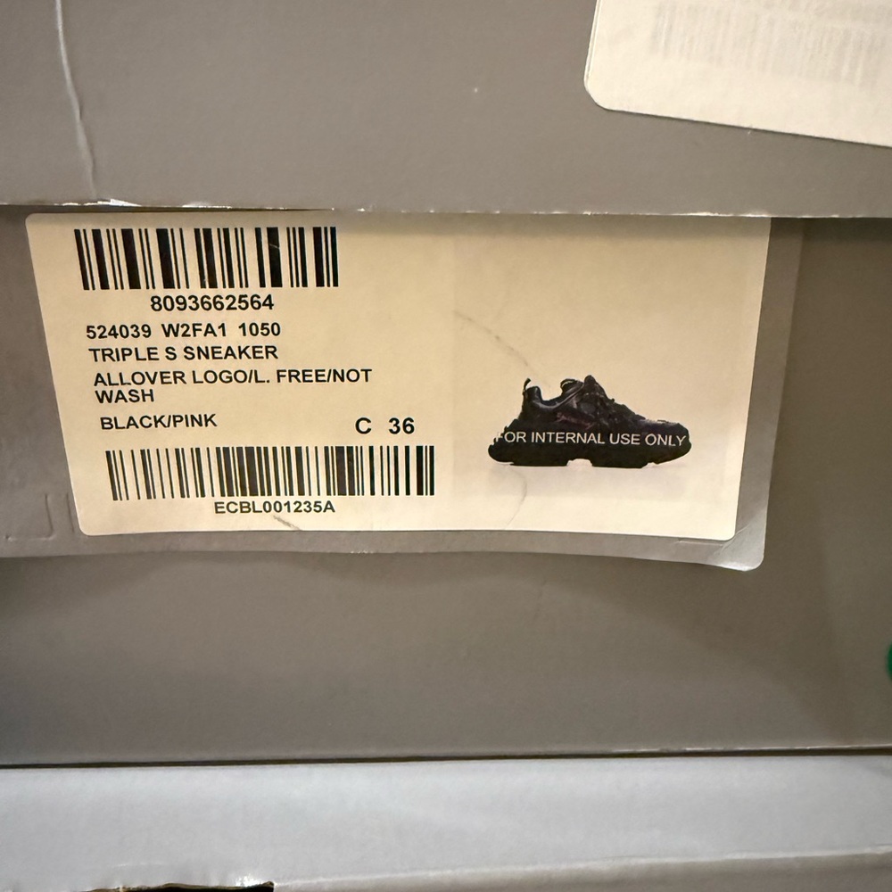 Balenciaga Triple S Sneakers - Black/Pink